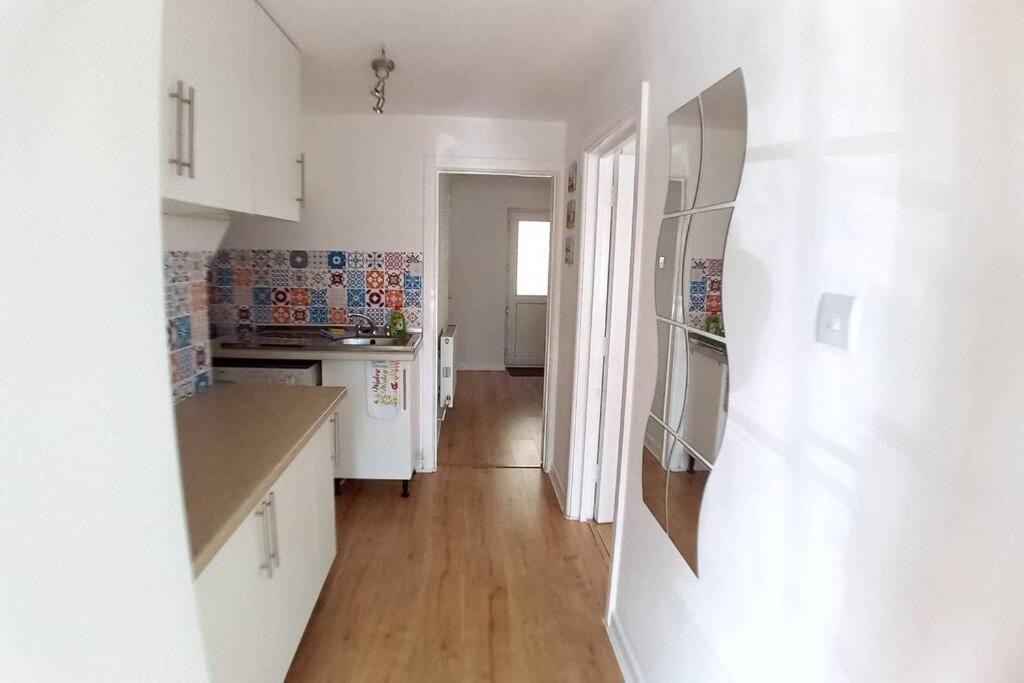 Apartament Fox Hill Poole Zewnętrze zdjęcie