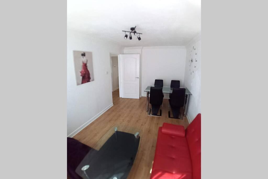 Apartament Fox Hill Poole Zewnętrze zdjęcie